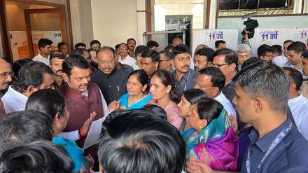 MLA Seema Hiray news in marathi