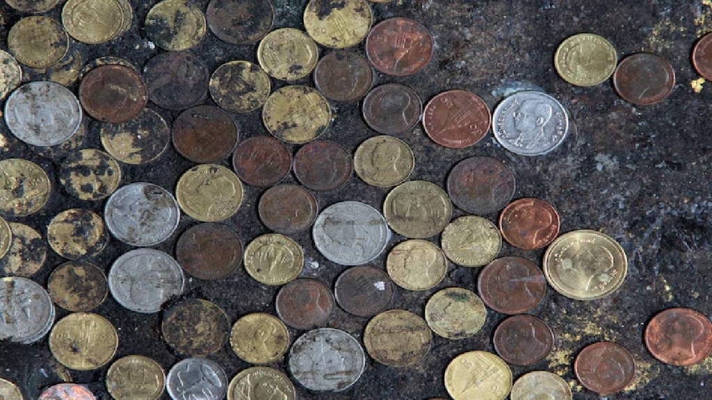 Dr Padmakar Prabhune opinion on the threat of counterfeit coins pune print news Dr Padmakar Prabhune opinion on the threat of counterfeit coins pune print news