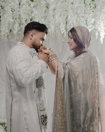 who is rocky jaiswal hina khan long time boyfriend and now husband