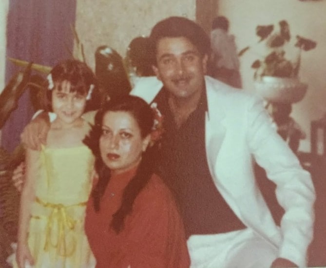A Mother's Strength How Babita Raised Two Superstars Alone and Challenged Kapoor Family Norms