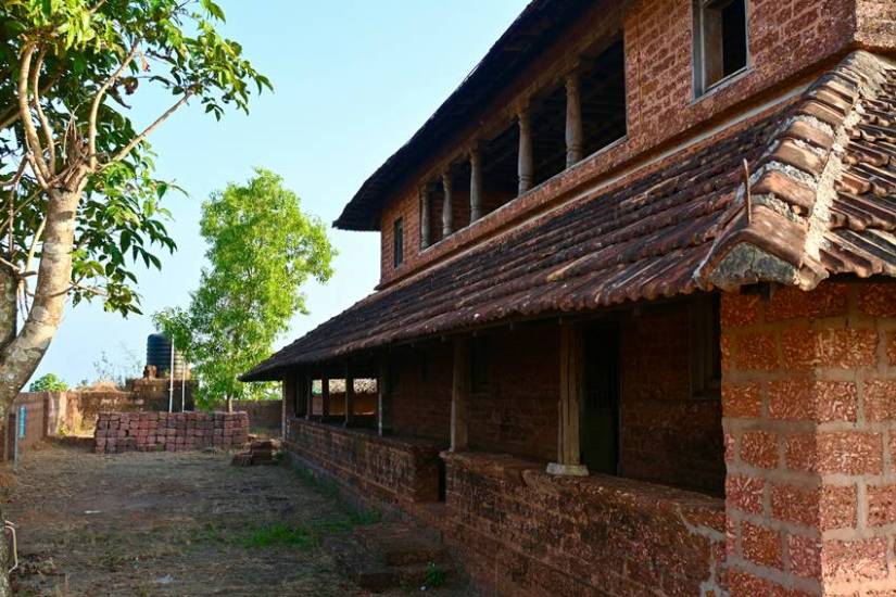 Home construction tips Chanakya Niti