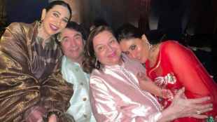karisma kapoor childhood