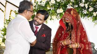 Who is Khan Sir, his wife?