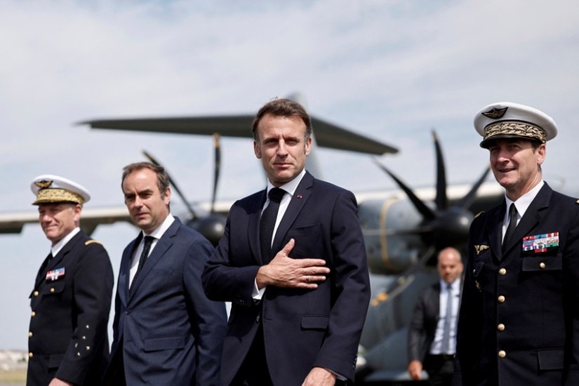 Emmanuel Macron school romance