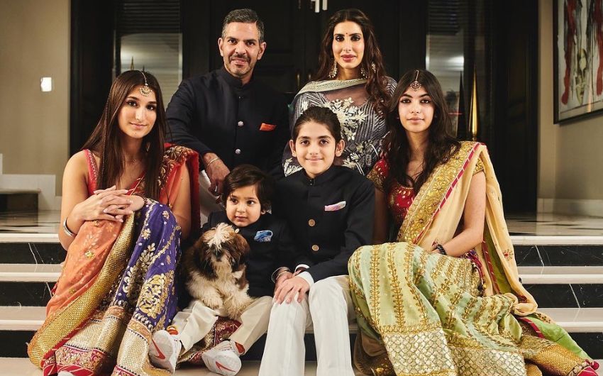 Sunjay Kapoor and Karisma Kapoor