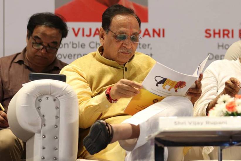  Vijay Rupani family members list