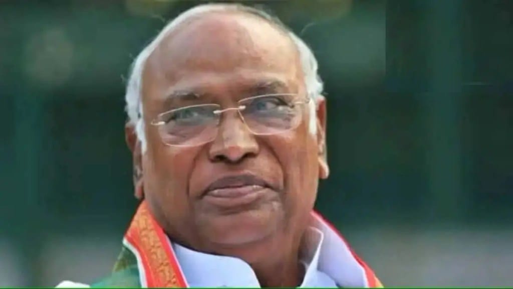 काँग्रेसचे राष्ट्रीय अध्यक्ष मल्लिकार्जुन खरगे 
file photo