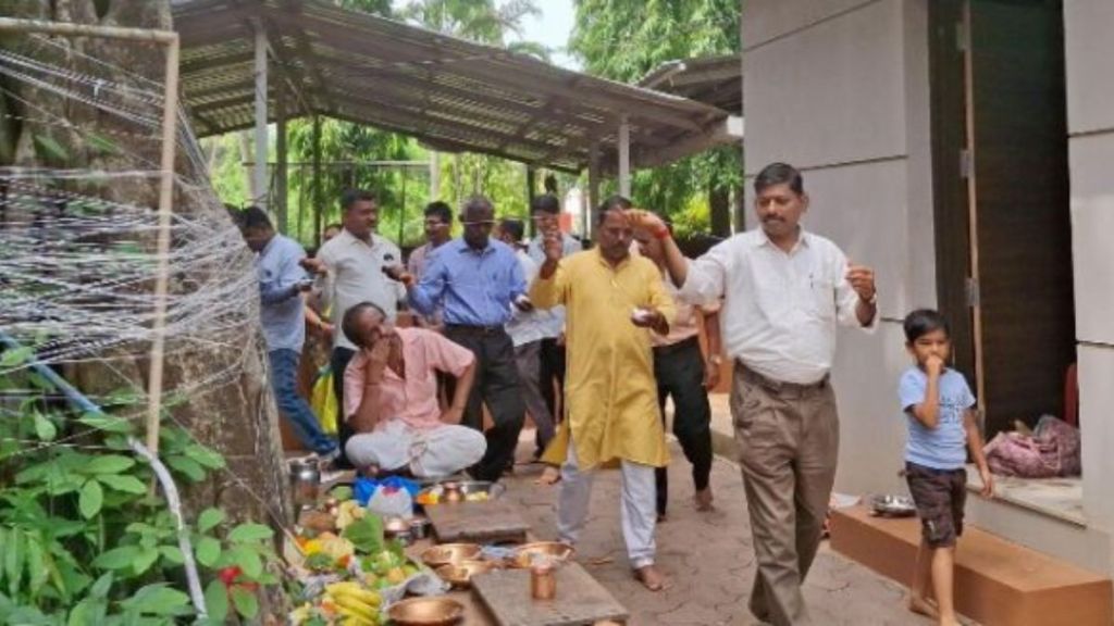 sindhudurg kudal vat purnima festival mens celebrated for wifes long life