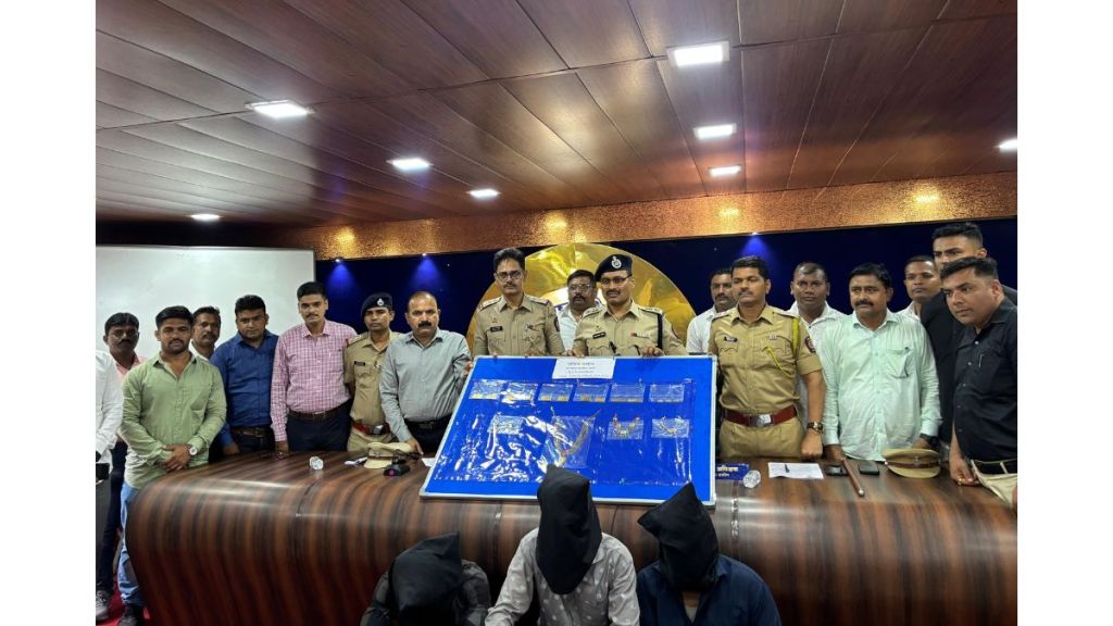 manmad robbery case criminal gang arrested by nashik police