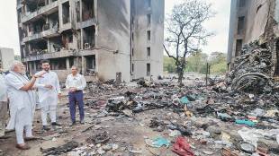 Modi pays tribute plane crash victims in Ahmedabad