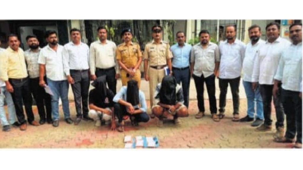 mumbai police raids mephodren factory in tarapur