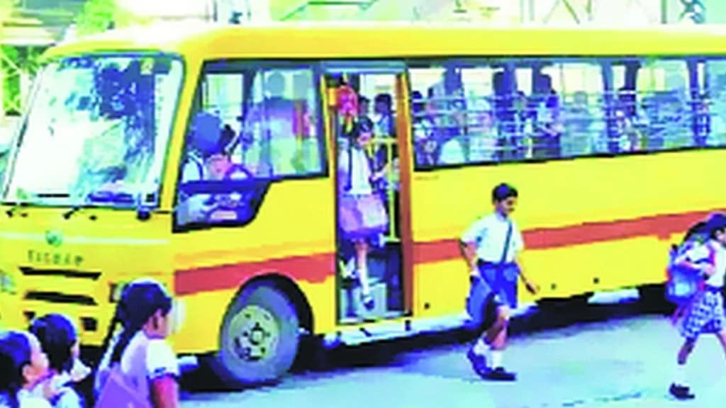 Dombivli development future questioned on school bus banner Dombivli development future questioned on school bus banner