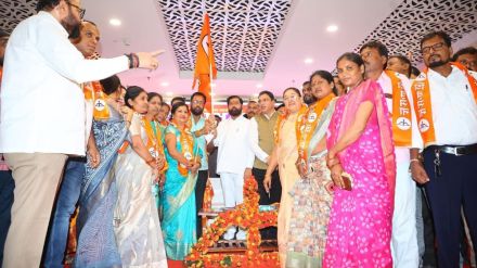 uddhav thackeray sena faces major setback as senior leaders join shinde faction in nagpur