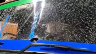 stone pelting and robbery reported on samruddhi expressway viral videos on social media