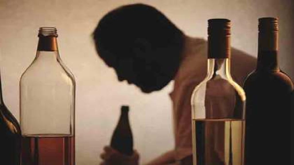 Two arrested in village liquor sale case in Hadapsar pune print news Two arrested in village liquor sale case in Hadapsar pune print news