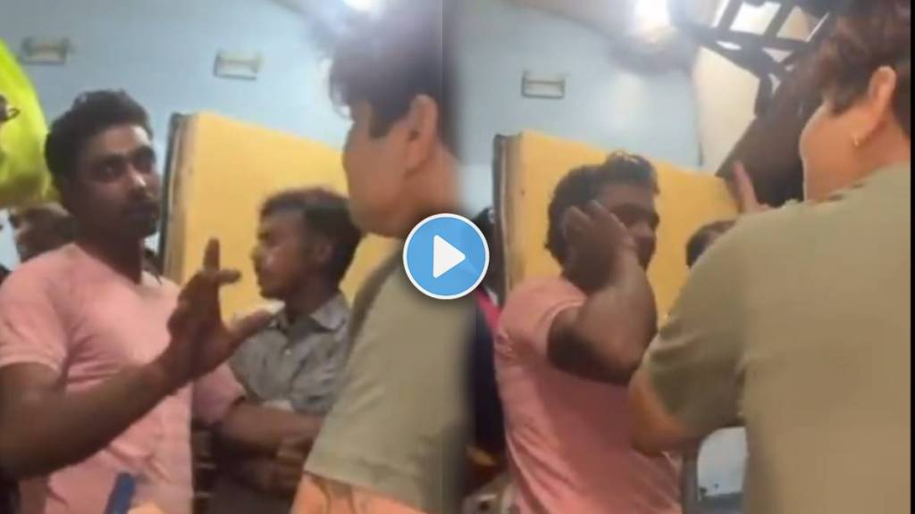 women slap man inside Indian Railways women slap man inside Indian Railways
