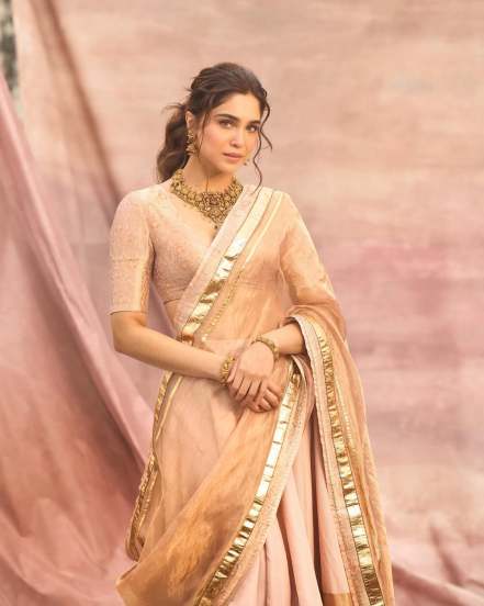 sharavri wagh