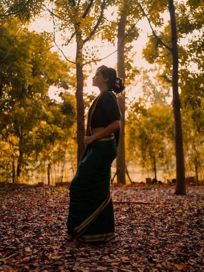 Shivali Parab photoshoot, Shivali Parab green saree look