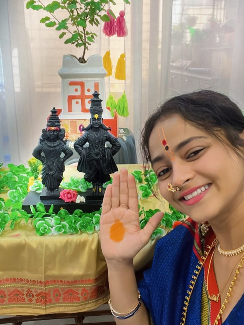 shivali parab pooja and saree look