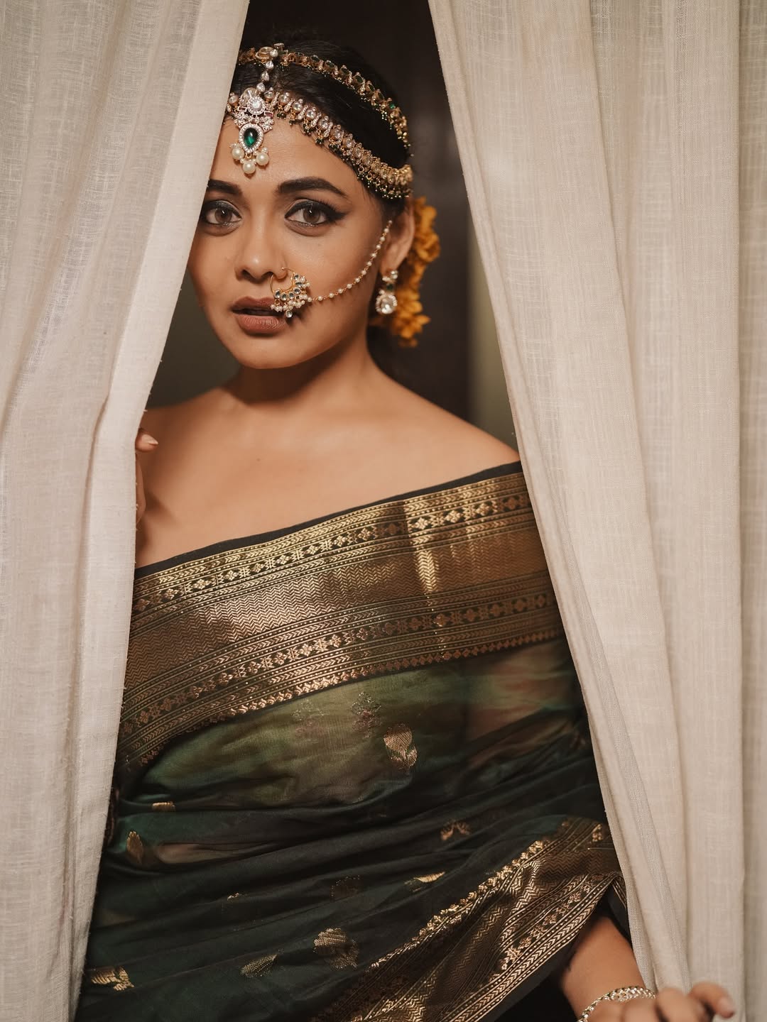 Prarthana Behere green saree look
