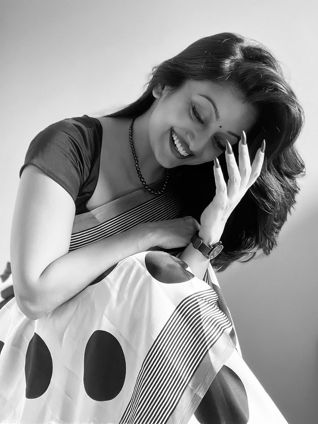  Manasi Naik black and white saree