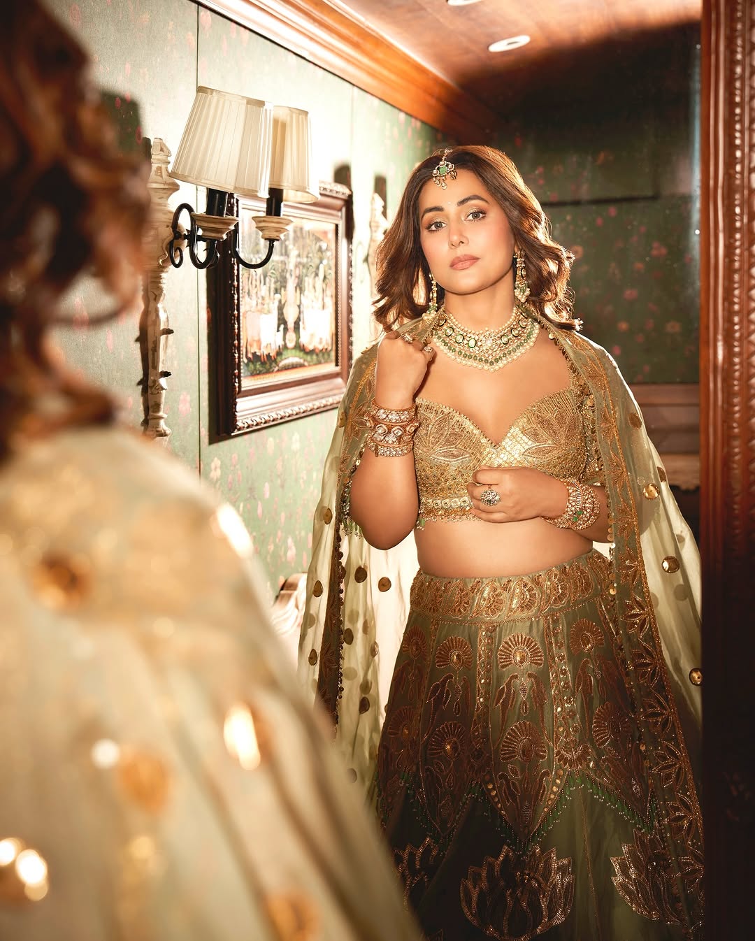 Hina Khan latest photos