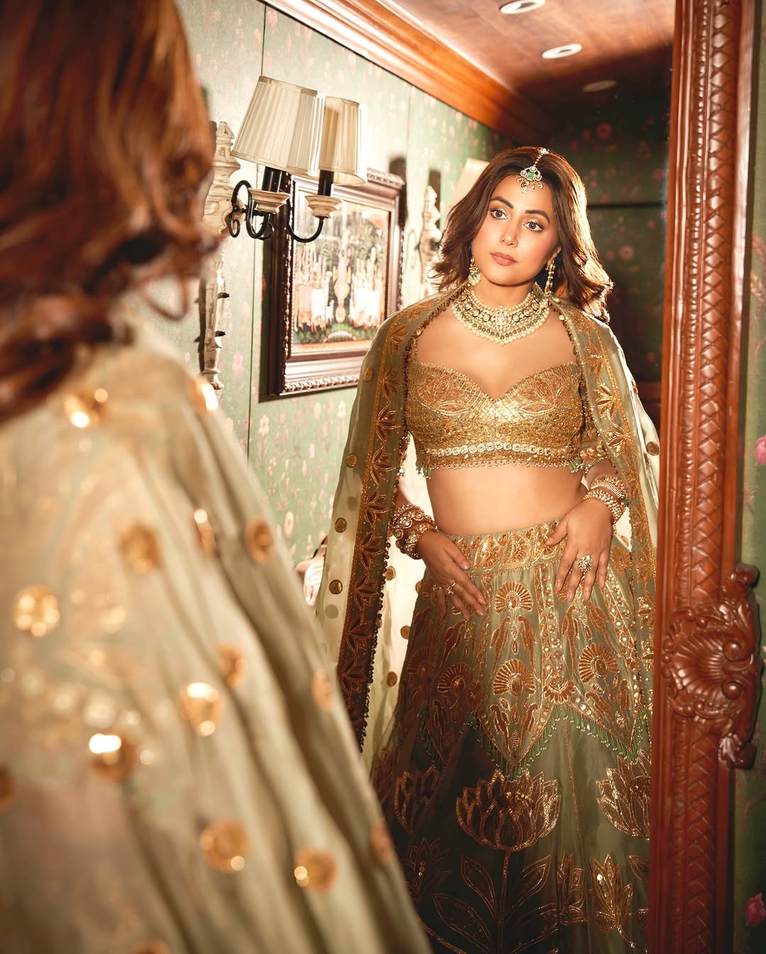 Hina Khan latest photos