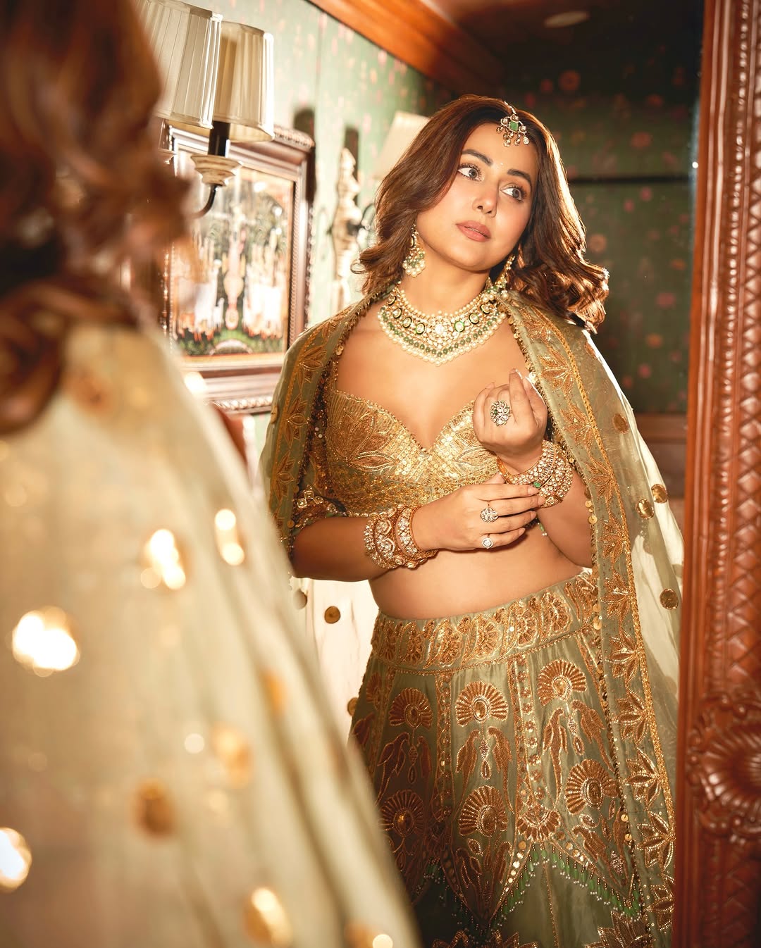 Hina Khan latest photos