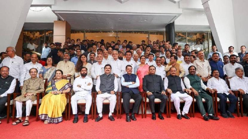 Uddhav Thackeray Eknath Shinde face to face for the first time 