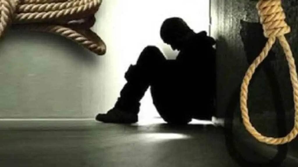 A police officer from Vikhroli Traffic Division committed suicide by hanging himself