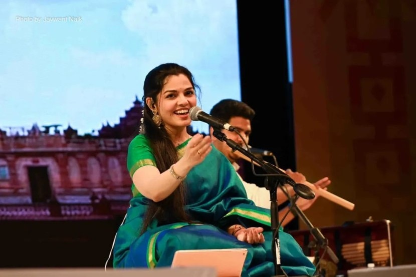Aarya Aambekar Peacock Green Saree Look