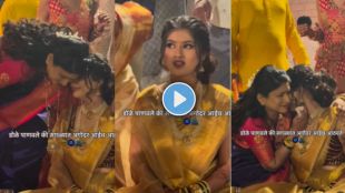 Tears in eyes Remind Us of Mom: Heartwarming Mother-Daughter Video