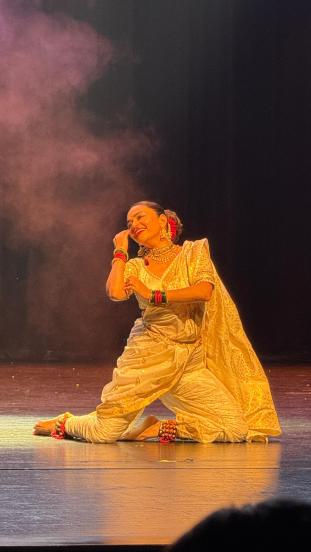 Amruta Khanvilkar 
