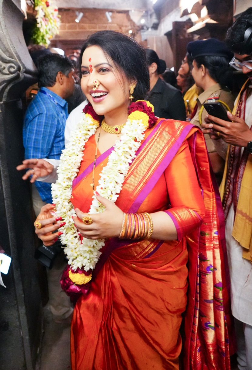 Amruta Fadnavis Ashadhi Ekadashi 2025 Look