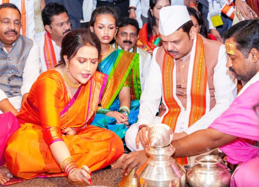 Amruta Fadnavis Ashadhi Ekadashi 2025 Look