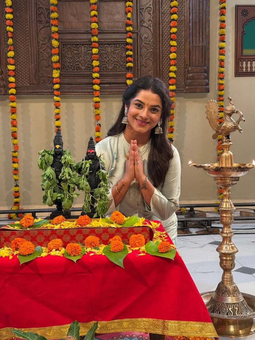 Ashadhi Ekadashi 2025 Marathi Actress Wishes