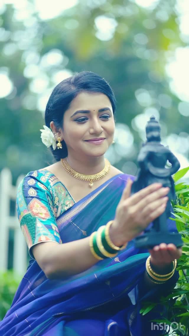 Ashadhi Ekadashi 2025 Marathi Actress Wishes