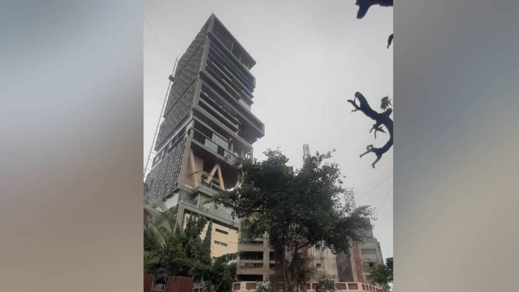 Mumbai best bus officers residential quarters given on rent lies near Mukesh ambani s Antilia house