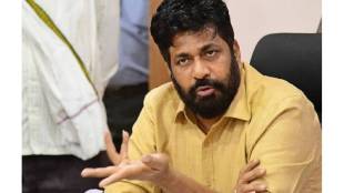 Bachchu Kadu criticized while talking to the media