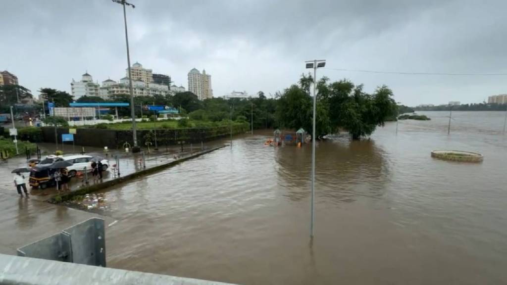 Badlapur Ulhas River Chowpatty area under water due to heavy rain