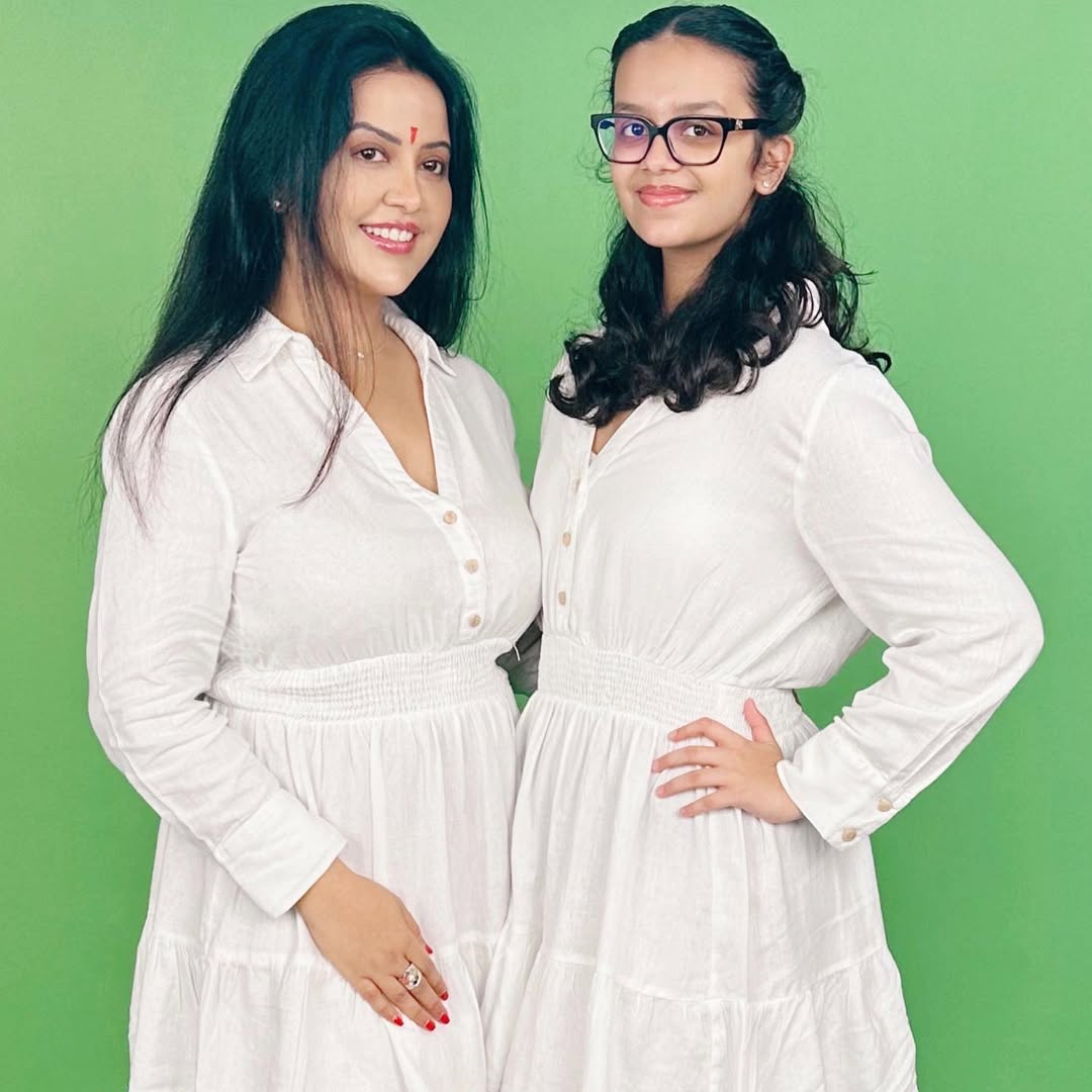 CM Devendra Fadnavis Daughter Divija Fadnavis