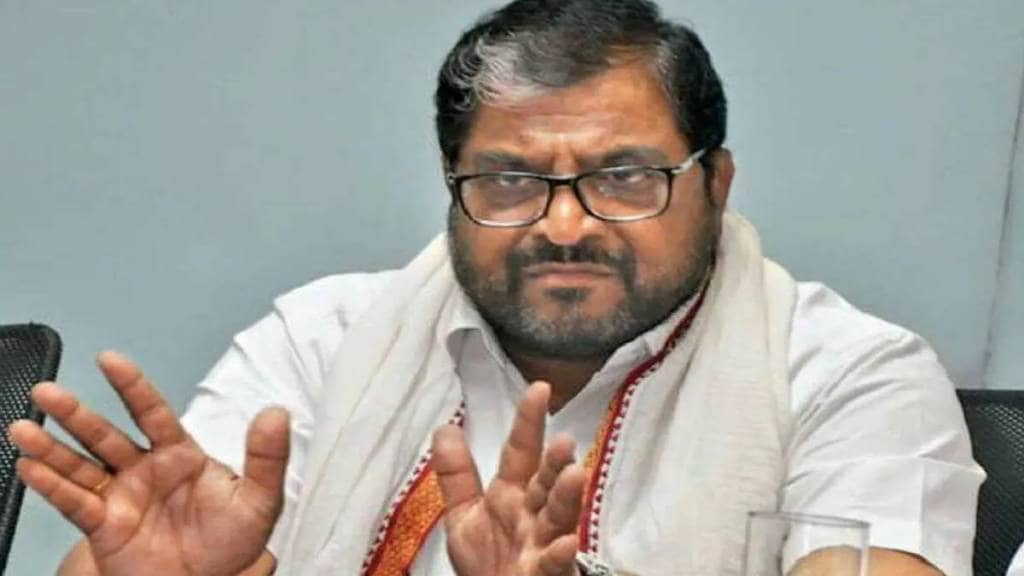 Cases registered against 400 people including Raju Shetty in Kolhapur in connection with Shaktipeeth agitation case