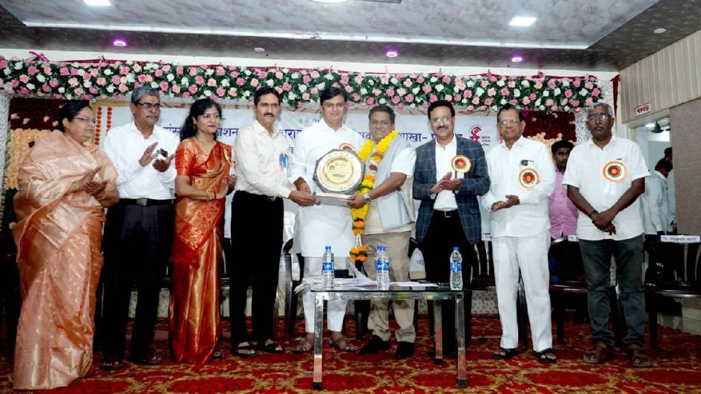 Former Divisional Commissioner Chandrakant Dalvi expressed his opinion