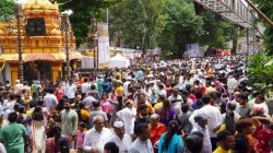 पुण्यात विविध विठ्ठल मंदिरांमध्ये भाविकांची गर्दी; भक्तिभावाने आषाढी एकादशी साजरी