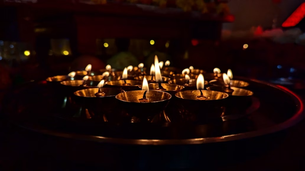 Deep Amavasya 2025 Diya Pooja Details