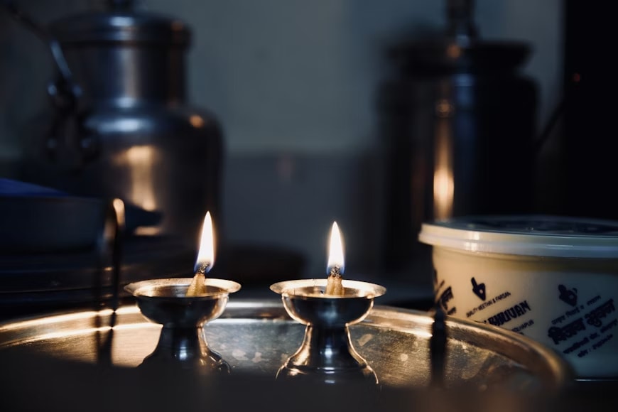Deep Amavasya 2025 Diya Pooja Details