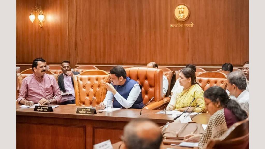 Chief Minister Devendra Fadnavis holds special meeting to discuss issues in Mira Bhayandar city