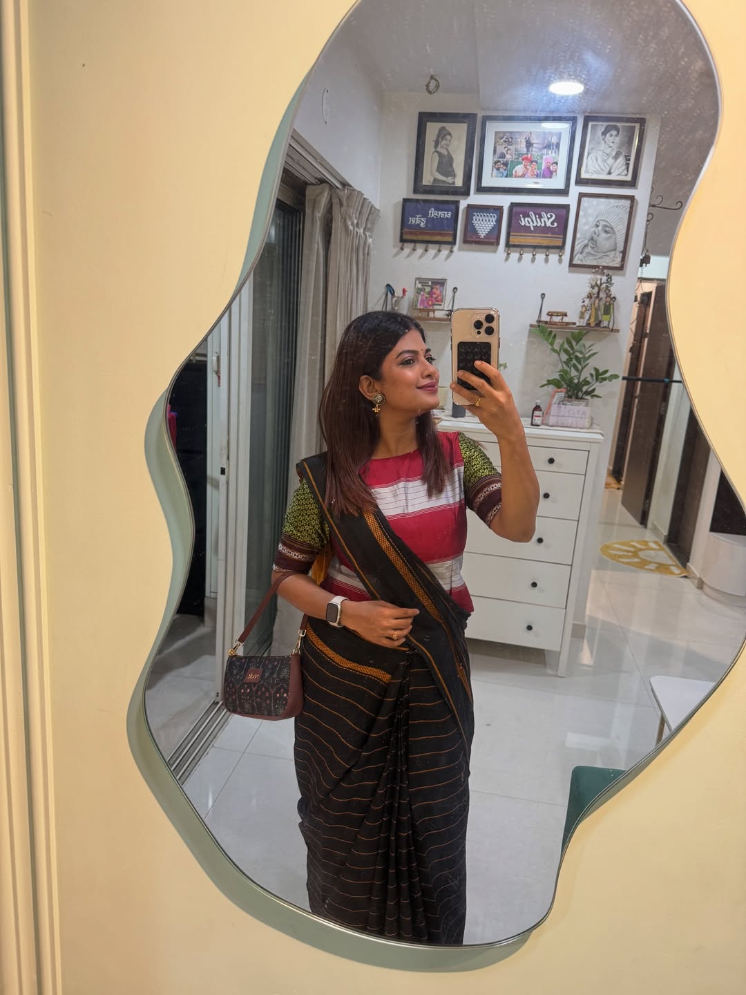 Dhanashri Kadgaonkar Khun Fabric Blouse Design