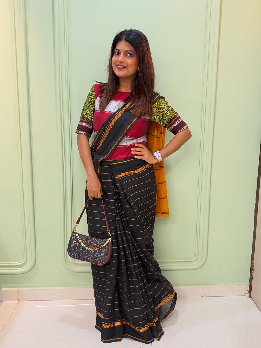 Dhanashri Kadgaonkar Khun Fabric Blouse Design