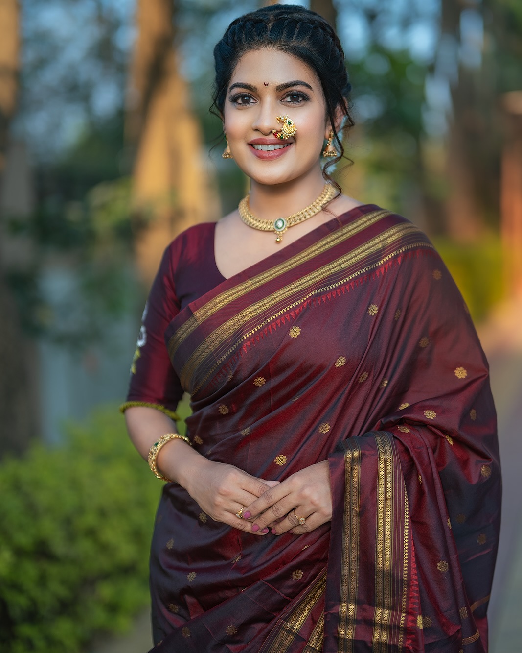 Dhanashri Kadgaonkar Khun Fabric Blouse Design